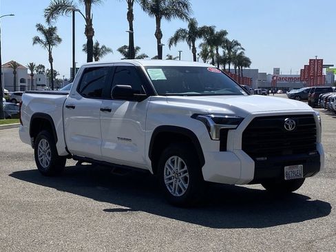 Used 2025 Toyota Tundra SR5 AWD/4WD image 44