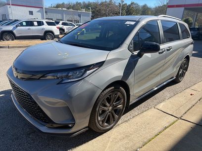Used 2025 Toyota Sienna XSE w/ XSE Plus Package