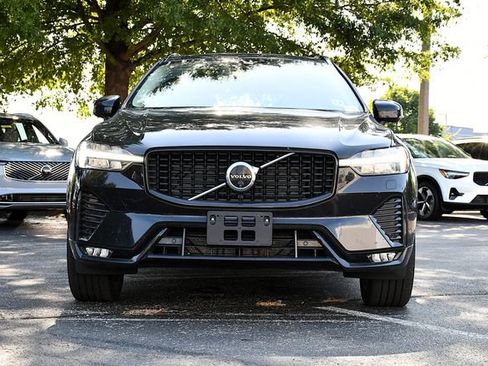 Used 2024 Volvo XC60 B5 Plus w/ Climate Package AWD/4WD image 2