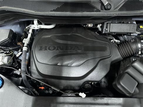 Used 2023 Honda Ridgeline Sport image 12