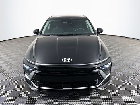 Used 2025 Hyundai Sonata SE FWD image 2