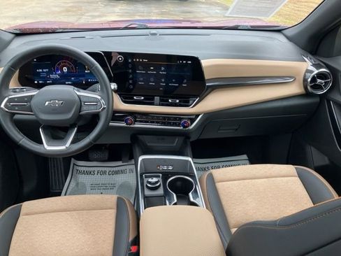 Used 2026 Chevrolet Equinox ACTIV w/ Convenience Package III image 21