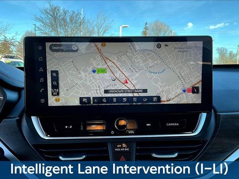 Used 2023 Nissan Altima 2.5 SV w/ SV Premium Package image 15