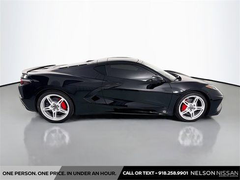 Used 2024 Chevrolet Corvette Stingray Coupe w/ 1LT image 4