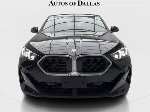 Used 2025 BMW X2 xDrive28i AWD/4WD image 3