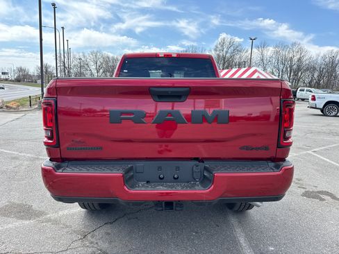 New 2026 RAM 2500 Big Horn AWD/4WD image 4