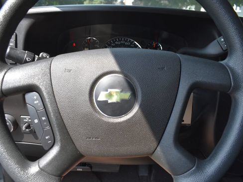 Used 2023 Chevrolet Express 3500 LT w/ LT Preferred Equipment Group RWD image 13