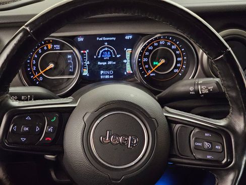 Used 2021 Jeep Gladiator Sport AWD/4WD image 8