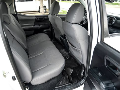 Used 2020 Toyota Tacoma SR w/ SR Convenience Package RWD image 36