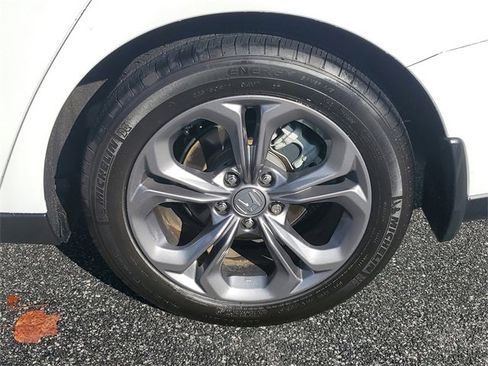 Used 2024 Honda Accord EX image 8