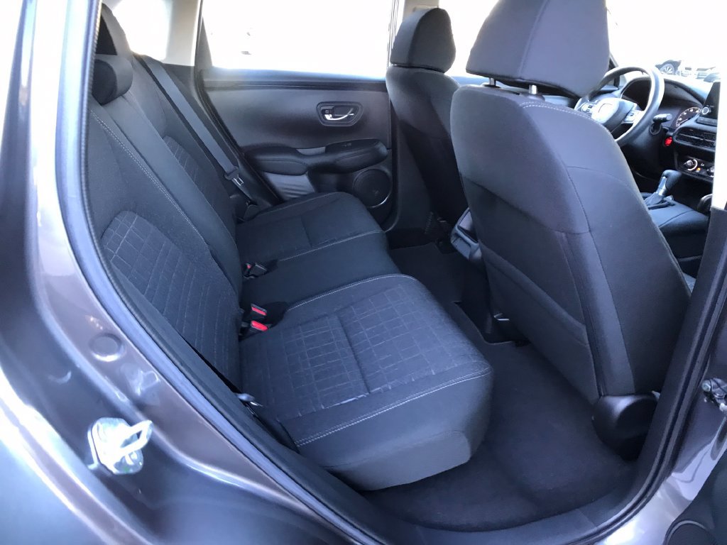 Used 2024 Honda HR-V LX image 10