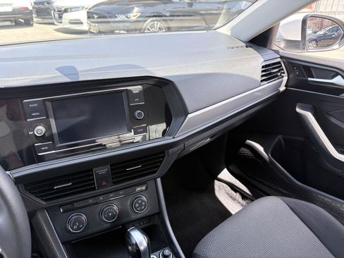 Used 2021 Volkswagen Jetta S FWD image 8