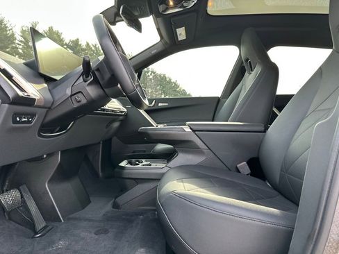 Certified 2025 BMW iX xDrive50 w/ Premium Package image 17