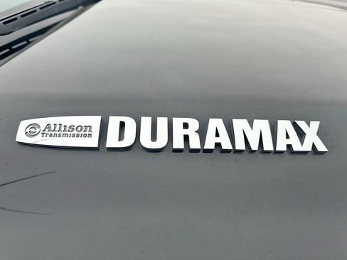 Used 2015 Chevrolet Silverado 3500 LTZ image 34
