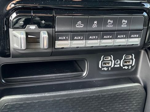 Used 2022 RAM 1500 TRX w/ TRX Level 1 Equipment Group AWD/4WD image 20