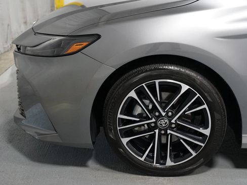 Certified 2025 Toyota Camry XLE FWD image 5