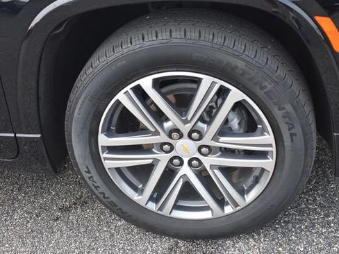 Used 2022 Chevrolet Traverse High Country AWD/4WD image 11