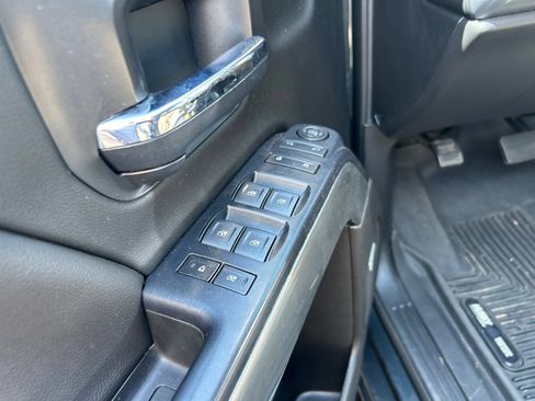 Used 2017 Chevrolet Silverado 1500 LT w/ All Star Edition AWD/4WD image 8