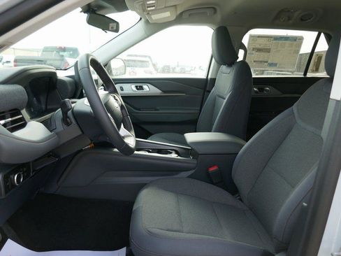 New 2026 Ford Explorer Active AWD/4WD image 15