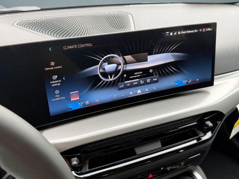 New 2026 BMW 230i Coupe w/ Premium Package RWD image 26
