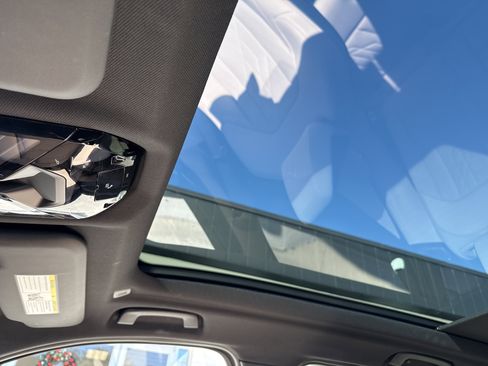 Used 2025 BMW X3 xDrive30i w/ M Sport Package image 20