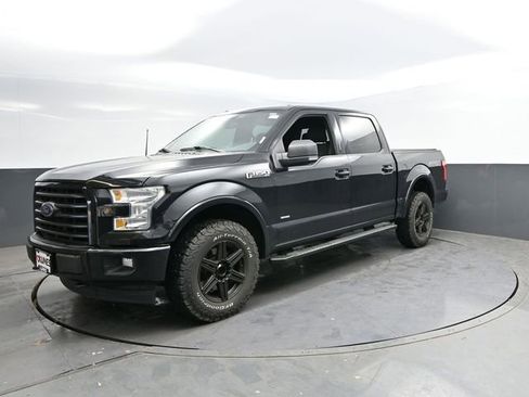 Used 2017 Ford F150 XLT w/ Equipment Group 302A Luxury image 5