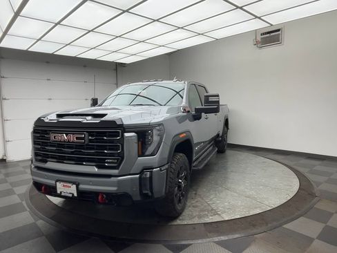 Certified 2024 GMC Sierra 2500 AT4 w/ Technology Package image 41