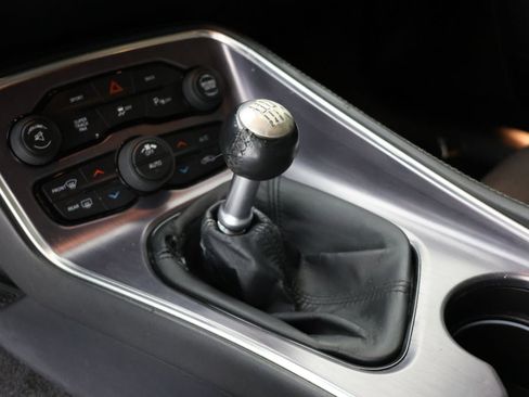 Used 2015 Dodge Challenger R/T Scat Pack RWD image 6