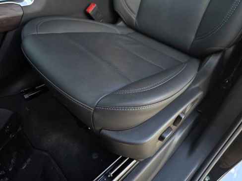 Used 2025 GMC Sierra 1500 SLT w/ SLT Premium Package image 22