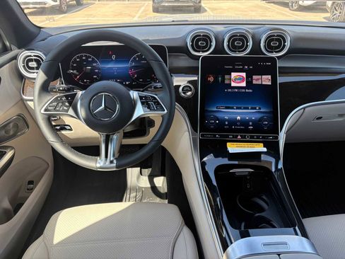 New 2026 Mercedes-Benz GLC 300 4MATIC image 12