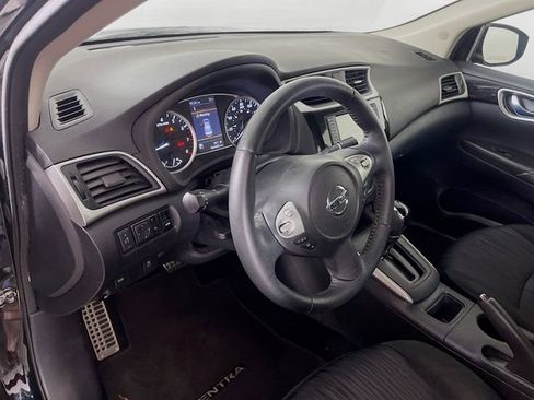 Used 2019 Nissan Sentra SV FWD image 11