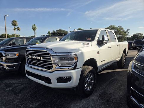 Used 2024 RAM 2500 Laramie w/ Safety Group AWD/4WD image 3
