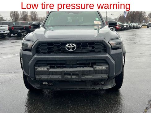 Used 2025 Toyota 4Runner TRD Off-Road image 5