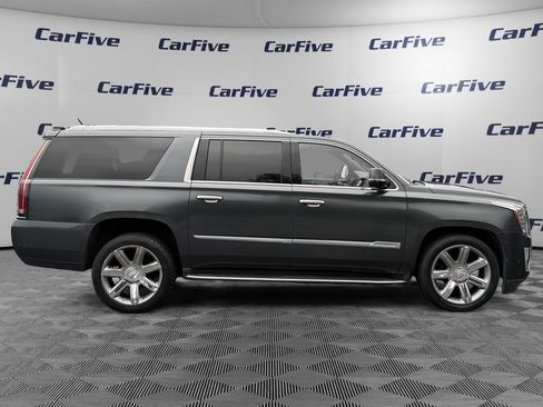 Used 2019 Cadillac Escalade ESV Luxury AWD/4WD image 7