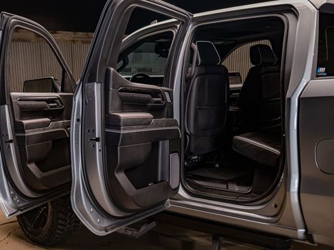 Used 2023 GMC Sierra 1500 AT4X image 33