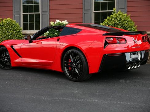 Used 2014 Chevrolet Corvette Stingray Coupe w/ 3LT Preferred Equipment Group RWD image 11