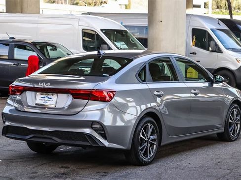 Used 2024 Kia Forte LXS image 4