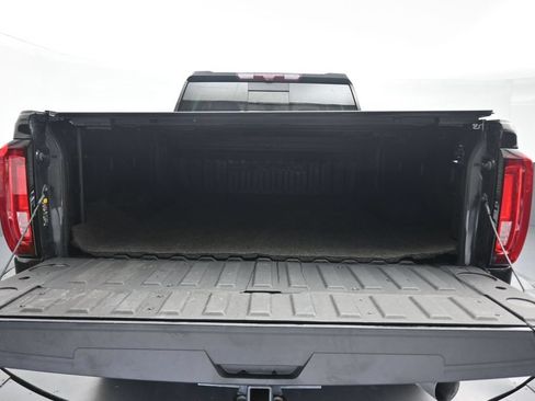 Used 2023 GMC Sierra 2500 Denali w/ Denali Black Diamond Edition AWD/4WD image 59