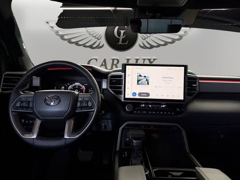 Used 2025 Toyota Tundra Limited image 10