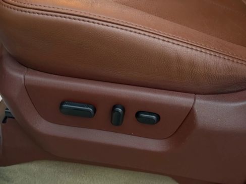 Used 2011 Ford F250 King Ranch w/ FX4 Off Road Pkg image 24