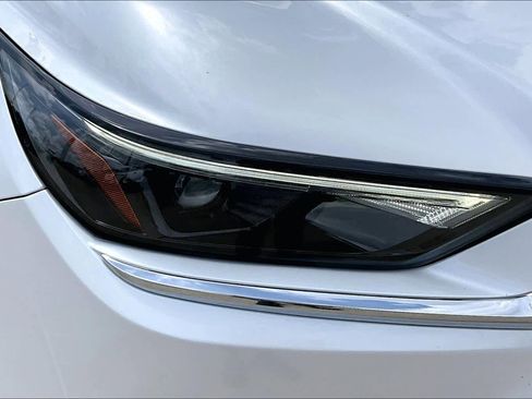 Used 2025 Toyota Grand Highlander FWD image 28