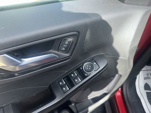 Used 2024 Ford Escape ST-Line image 5