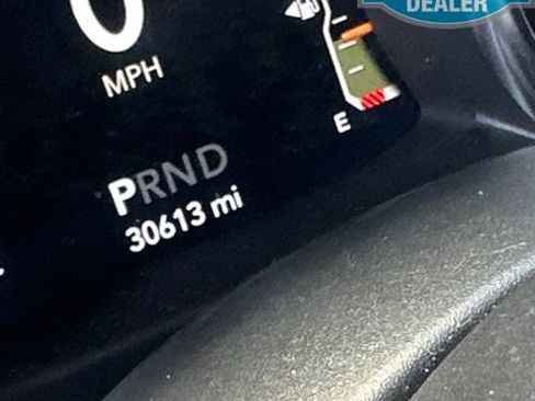 Used 2022 Jeep Wrangler Unlimited Rubicon w/ Cold Weather Group AWD/4WD image 12