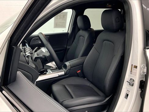 Used 2026 Mercedes-Benz GLB 250 image 16