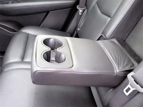 Used 2019 Cadillac XT5 Luxury image 28