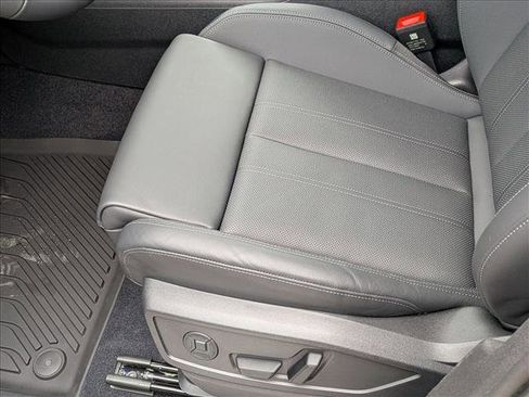 New 2025 Audi Q5 Premium Plus image 4