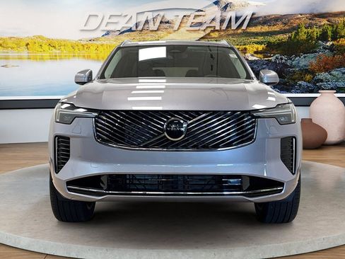 New 2026 Volvo XC90 B5 Core AWD/4WD image 7