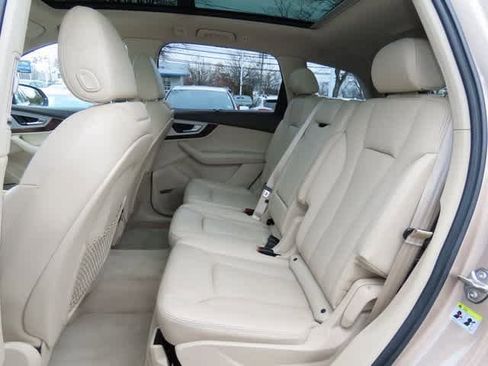 Used 2019 Audi Q7 2.0T Premium Plus w/ Premium Plus Package image 13