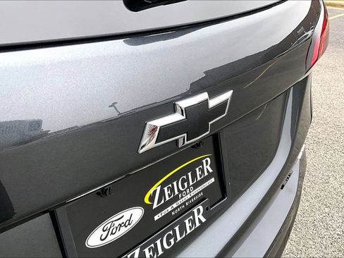 Used 2023 Chevrolet Equinox RS w/ RS Leather Package image 31