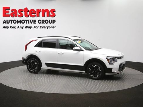 Used 2023 Kia Niro Wind FWD image 45